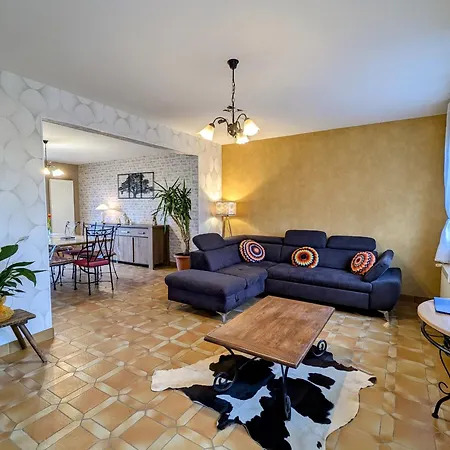 Maison Familiale Charme A Wavrille, Proche Verdun - Fr-1-585-169 度假居