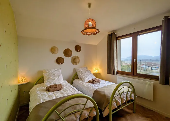 Maison Familiale Charme A Wavrille, Proche Verdun - Fr-1-585-169 *